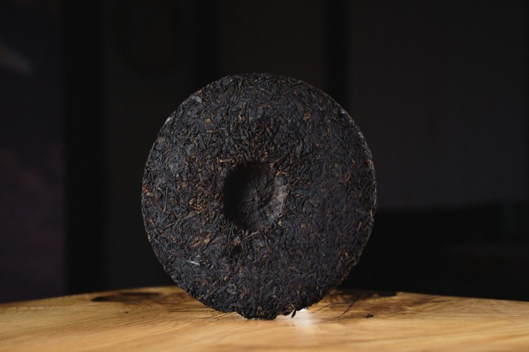 Shu pu-erh „Tiger”, Lincang, 357 g., 2022