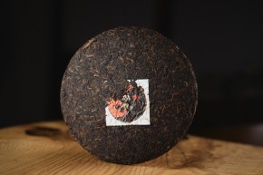 Shu pu-erh „Kung Fu Panda”, fabryka Xin Wen, 2024, 357 g.