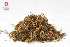 Jin Jun Mei „AAA” (Złote brwi), 2024