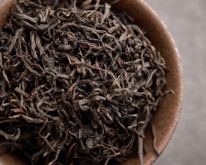 Yixing Hong Cha „AA” (czerwona herbata z Yixing)