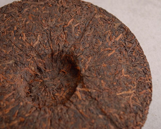 Shu pu-erh „Czysty aromat z góry Bulang” (Bu Lang Chun Wei), 2010 r., 250 g.