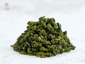 Tie Guan Yin Guo Xiang „AAA” (Żelazna Bogini Miłosierdzia z Owocowym Aromatem), wiosna 2025