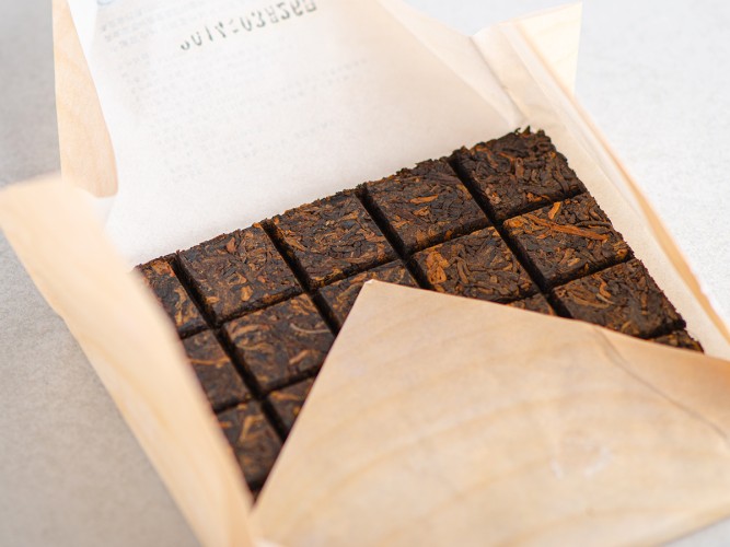 Cegła Shu Mengku Mu Ye Chun 2014 (100g)