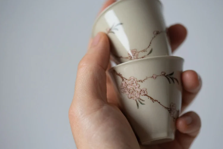 Filiżanka do herbaty "Kwiat Brzoskwini". 30 ml