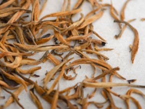 Dian Hong Da Jin Ya "AAA" (Wielka Złoty Pączek), 2025