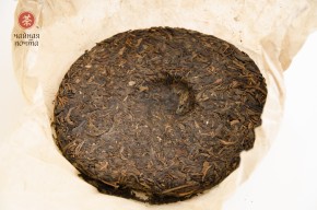 Sheng puer „Hong Zhong Hong”, 357g, 2001