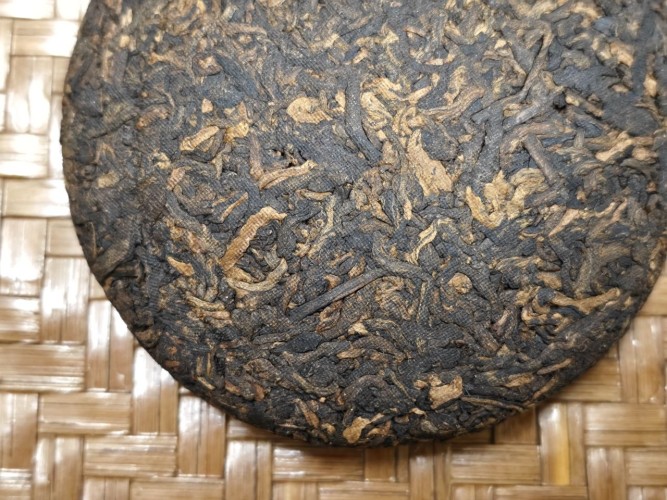 Shu pu-erh „Xiao Hong Long Shu Cha”, 2024 r., 100 g.