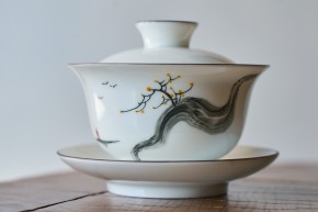 Gaiwan #776 „Gałąź meihua”, 130 ml, porcelana.