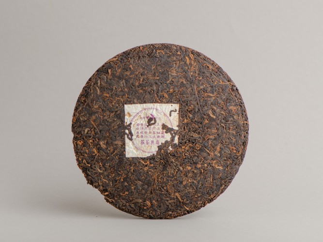 Shu puer „Muzułmanin” (Ji Ding Xing), 2005, 357 g.