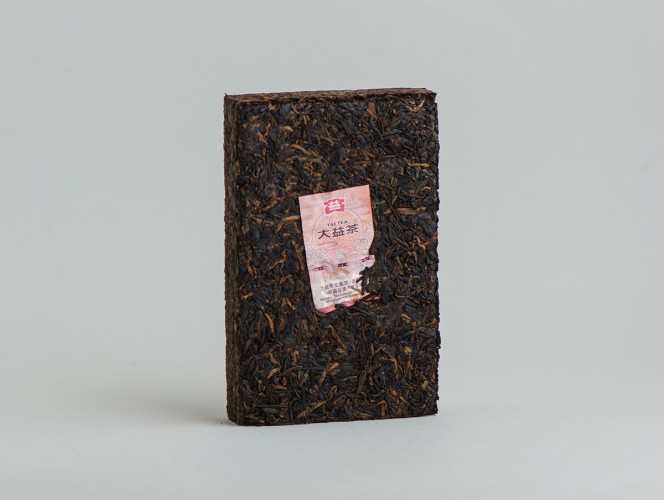 Shu pu-erh „7562” Da Yi, 2022 r., 250 g.