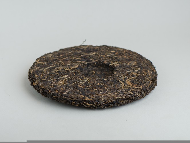 Sheng Puer „Sigui Gu Shu Cha”, 2012, 357g.