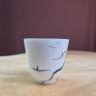 Czarka #2343 „Gałąź meihua”, 55 ml, porcelana.