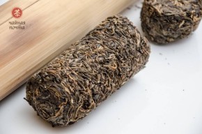 Sheng pu-erh „Jing Mai Lao Shu” w bambusowej łodydze, 2016 r., 400 g.