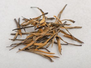 Dian Hong Song Zhen "AA" (Pine Needles), 2024.