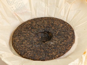Shu puer "Peacock from Menghai", 357g, 2012