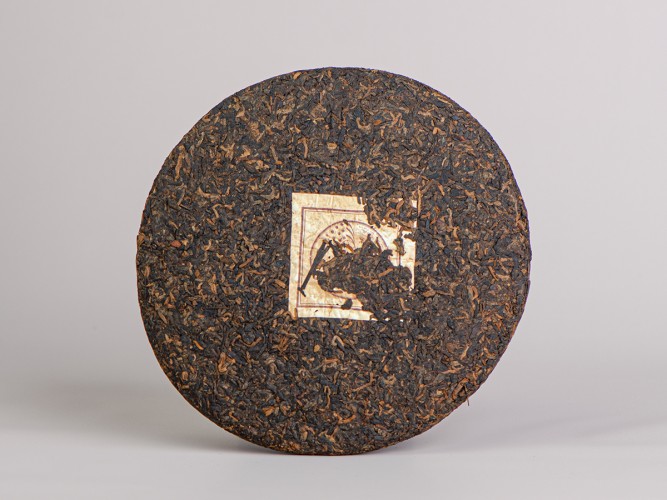 Shu puer "Peacock from Menghai", 357g, 2012