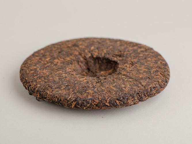 Shu puer "Menghai Jin Ya Lao Cha", 2006, 200g.