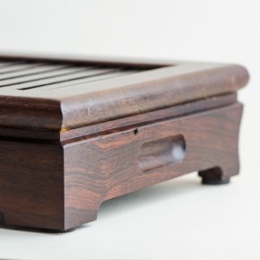 Chaban #263, 27 × 19 × 5,5 cm, z palisandru.