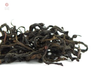 Yunnan Gao Shan Ye Sheng Hong Cha "AAA" (Wild Highland Yunnan Red Tea)