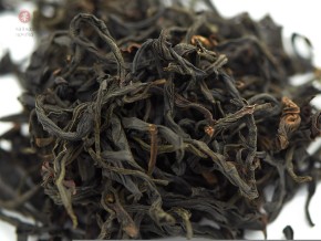 Yunnan Gao Shan Ye Sheng Hong Cha "AAA" (Wild Highland Yunnan Red Tea)